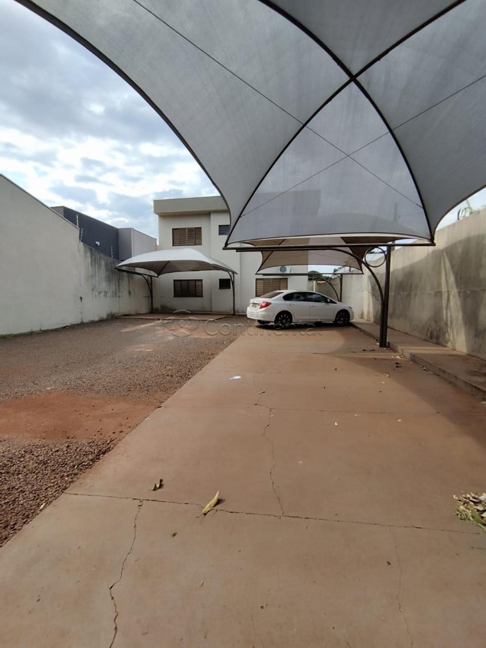 Alugar Apartamento / Padr&atilde;o em Dourados R$ 2.000,00 - Foto 3