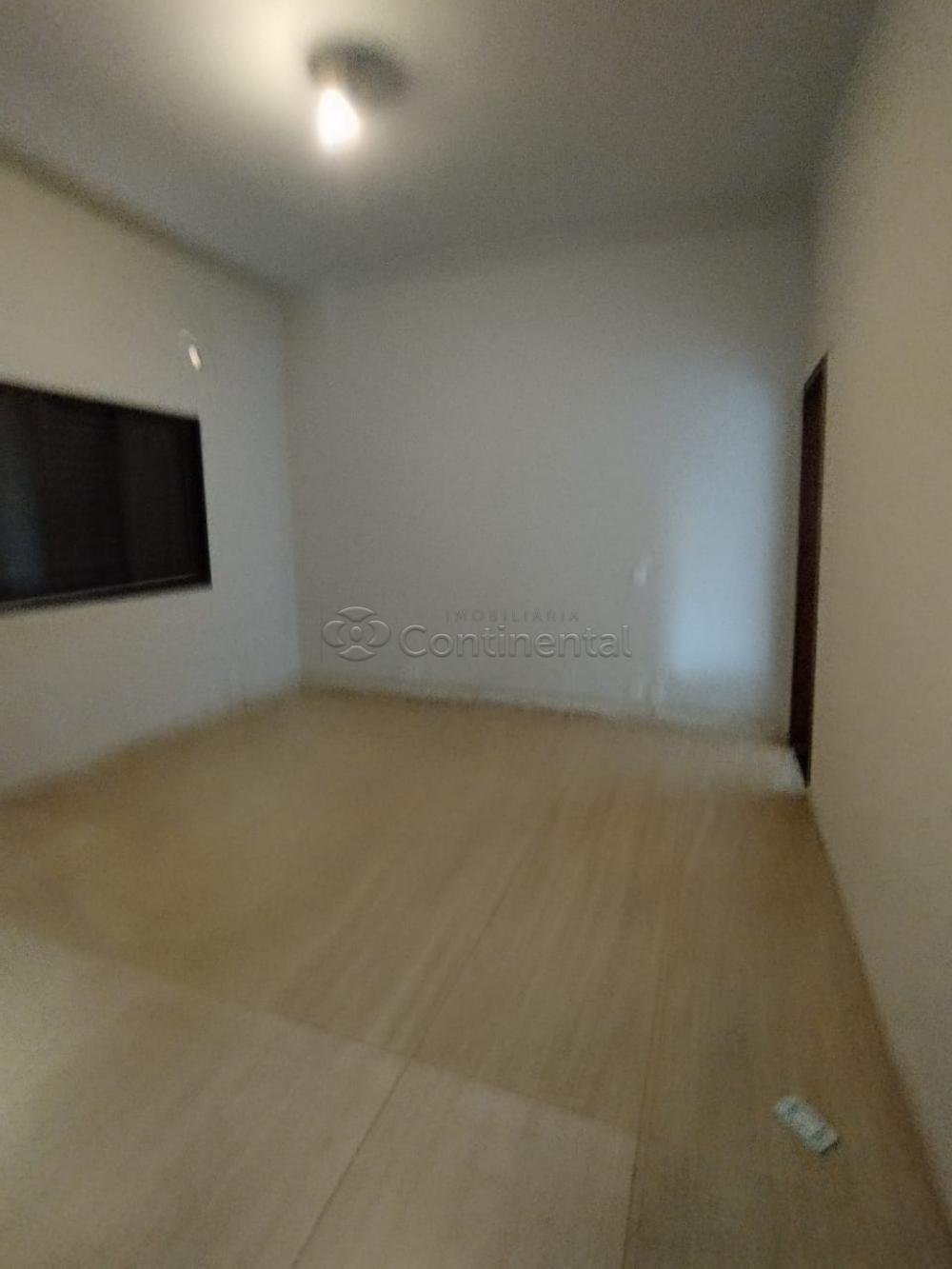 Alugar Apartamento / Padr&atilde;o em Dourados R$ 2.000,00 - Foto 12