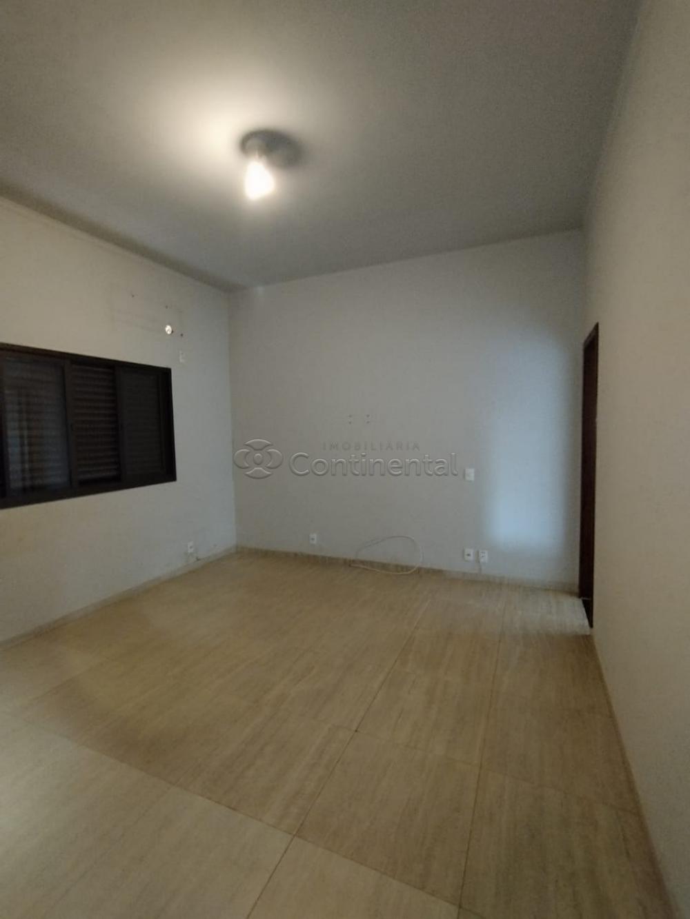 Alugar Apartamento / Padr&atilde;o em Dourados R$ 2.000,00 - Foto 14