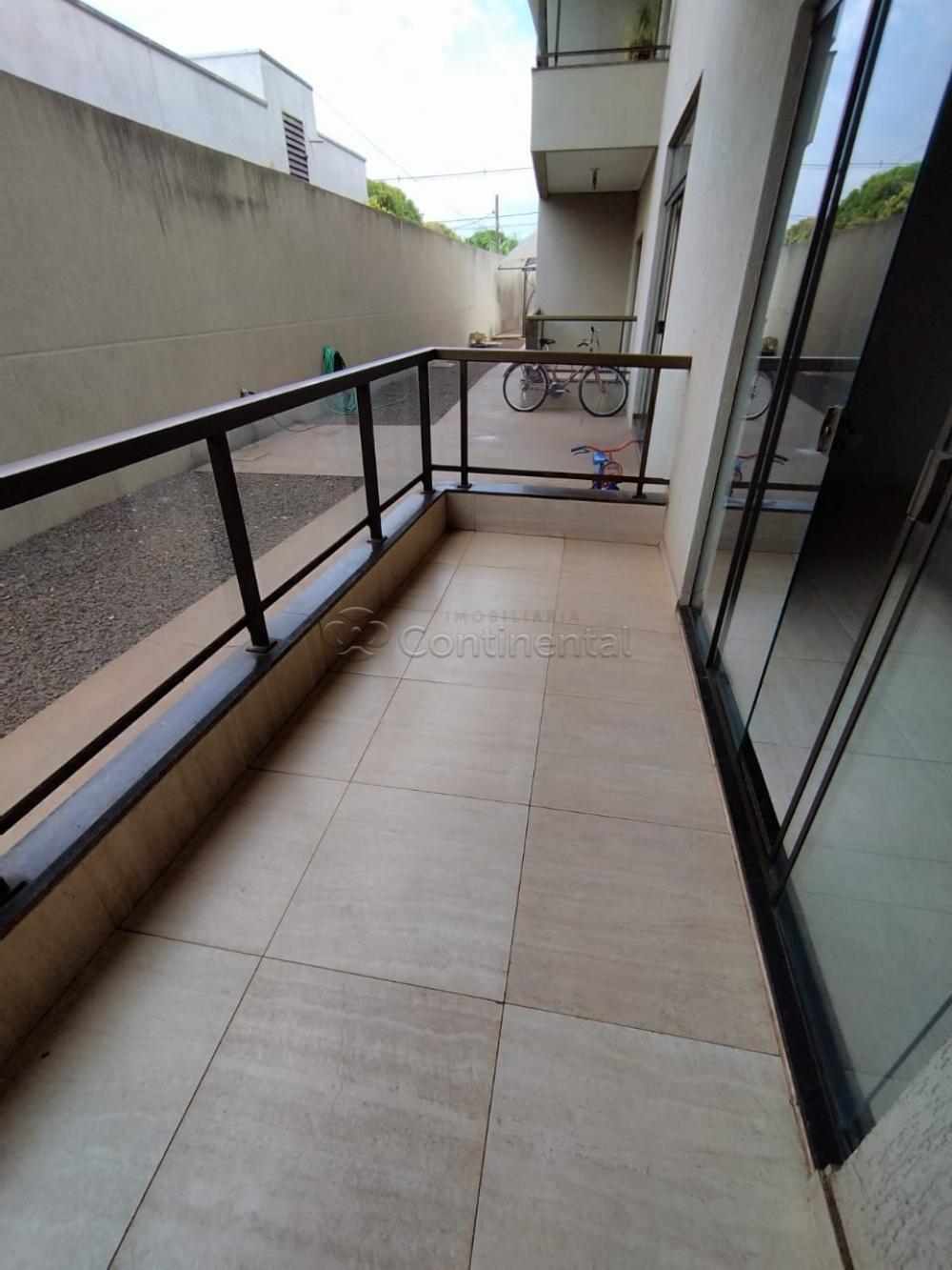 Alugar Apartamento / Padr&atilde;o em Dourados R$ 2.000,00 - Foto 17