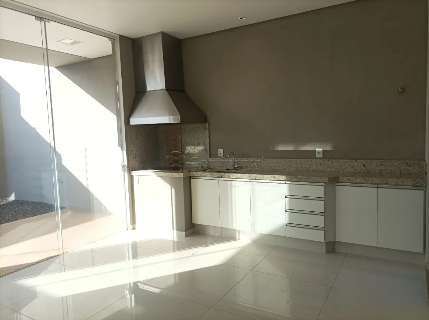 Alugar Casa / Padr&atilde;o em Dourados R$ 4.500,00 - Foto 11