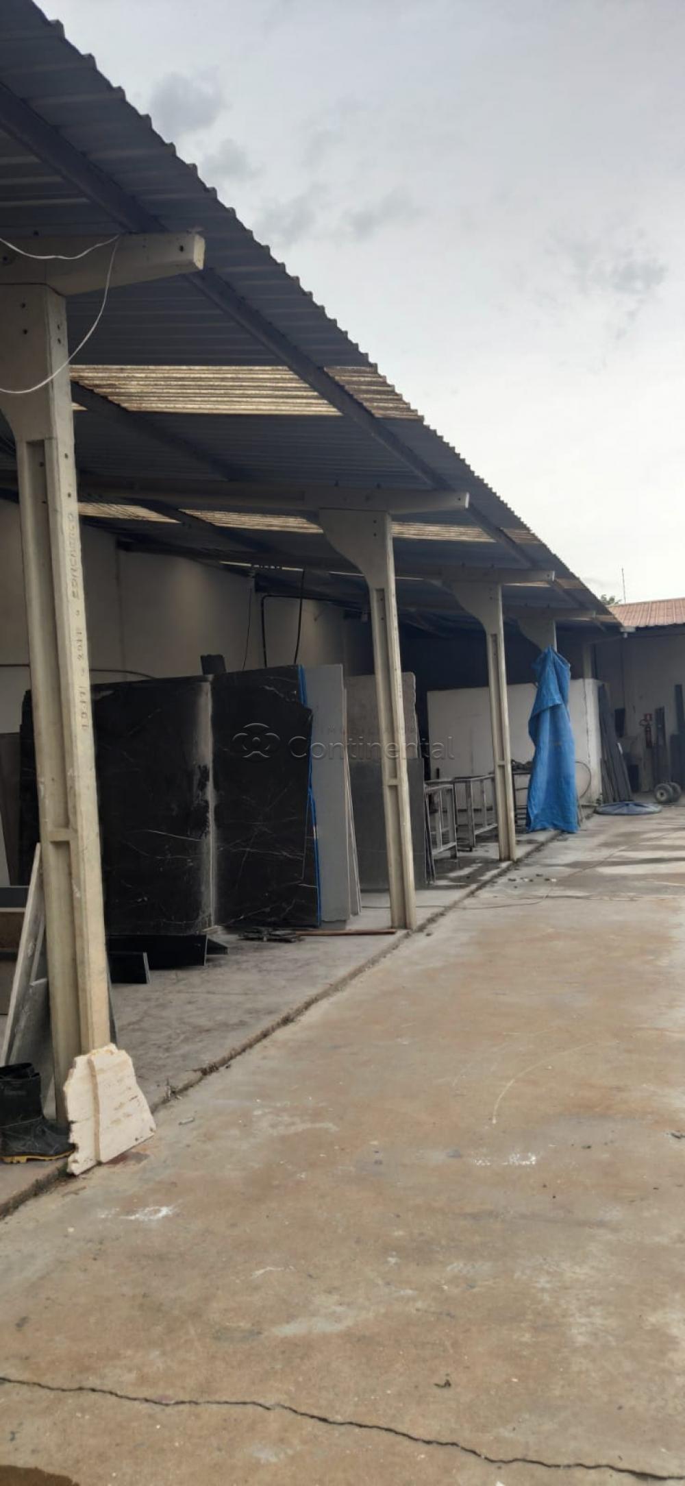 Comprar Comercial / Sal&atilde;o em Dourados R$ 1.200.000,00 - Foto 3