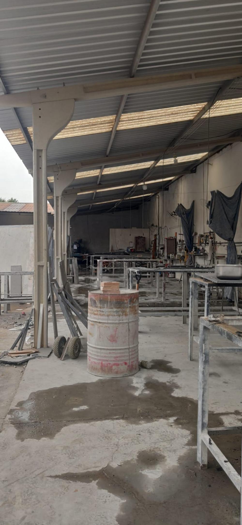 Comprar Comercial / Sal&atilde;o em Dourados R$ 1.200.000,00 - Foto 4