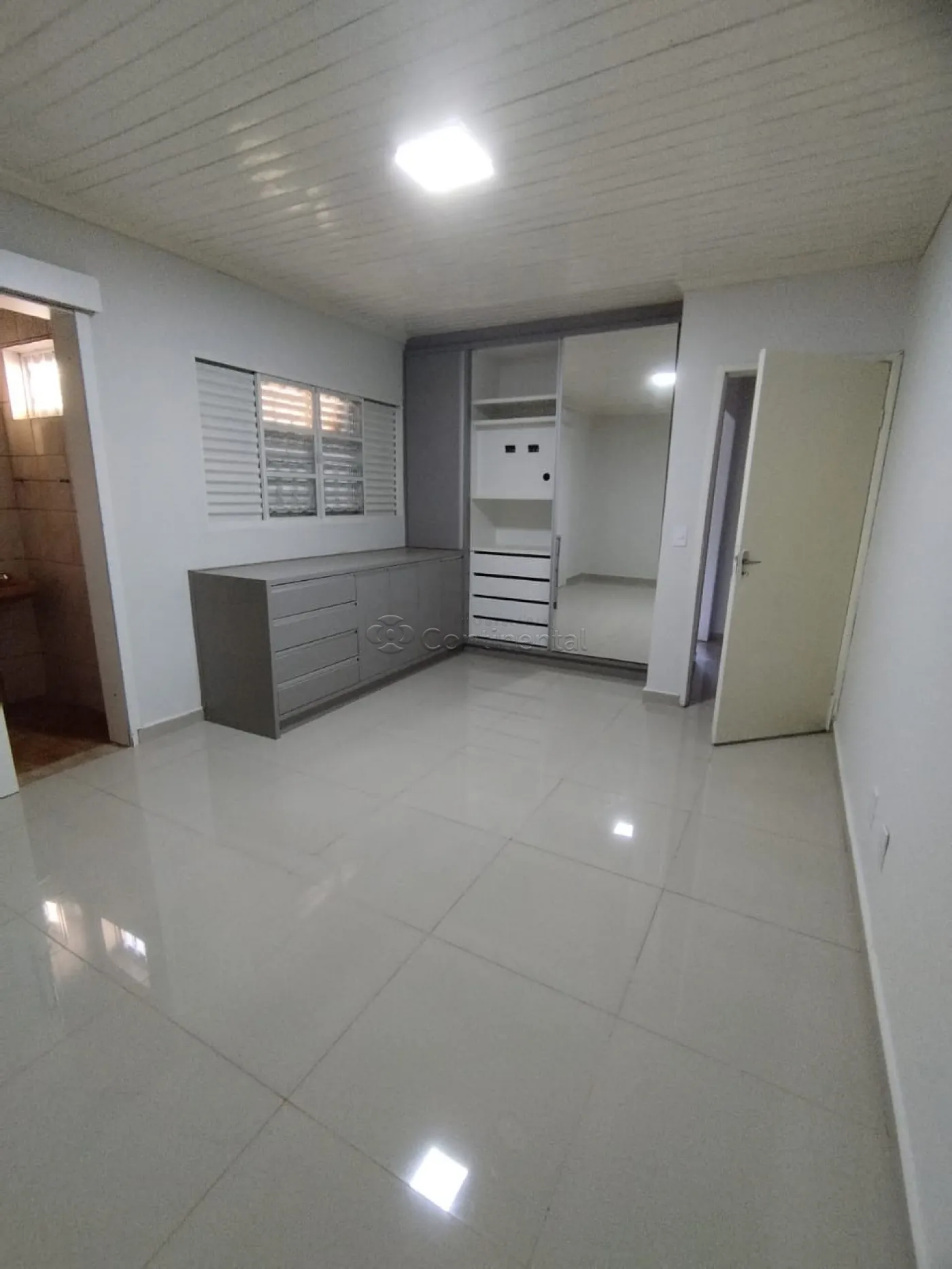 Alugar Casa / Padr&atilde;o em Dourados R$ 2.400,00 - Foto 8