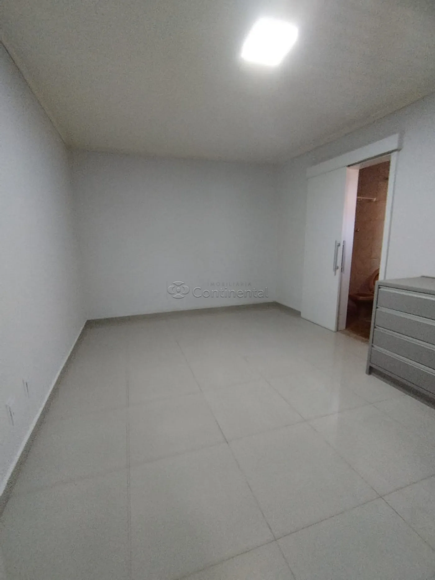 Alugar Casa / Padr&atilde;o em Dourados R$ 2.400,00 - Foto 9