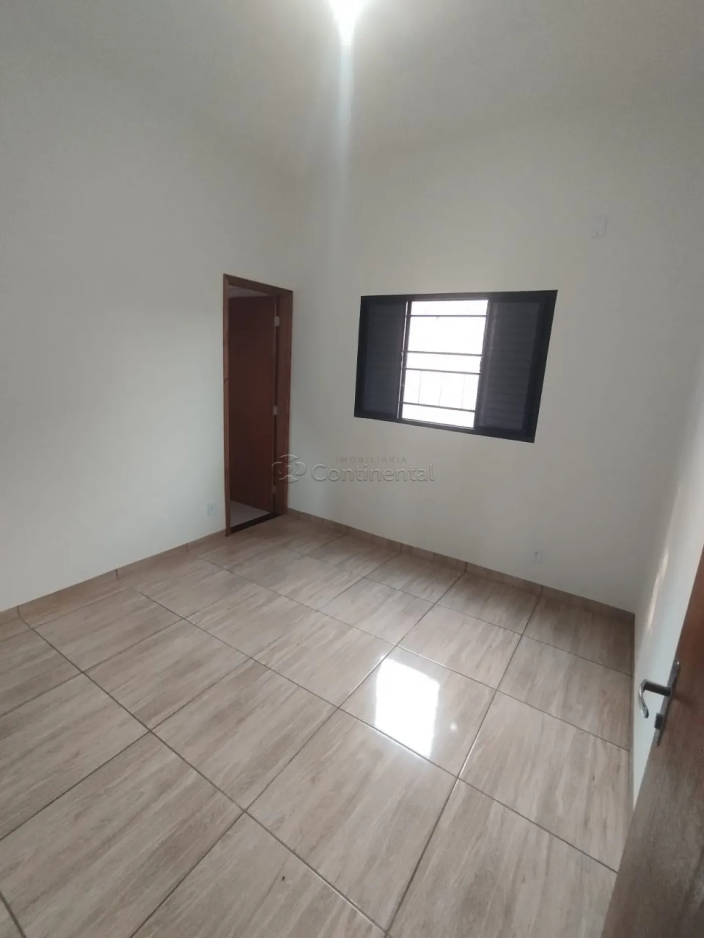 Alugar Casa / Padr&atilde;o em Dourados R$ 2.000,00 - Foto 5