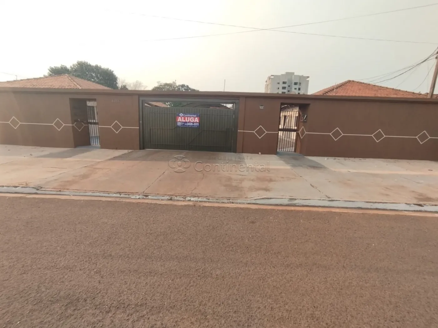 Alugar Casa / Padr&atilde;o em Dourados R$ 2.000,00 - Foto 1