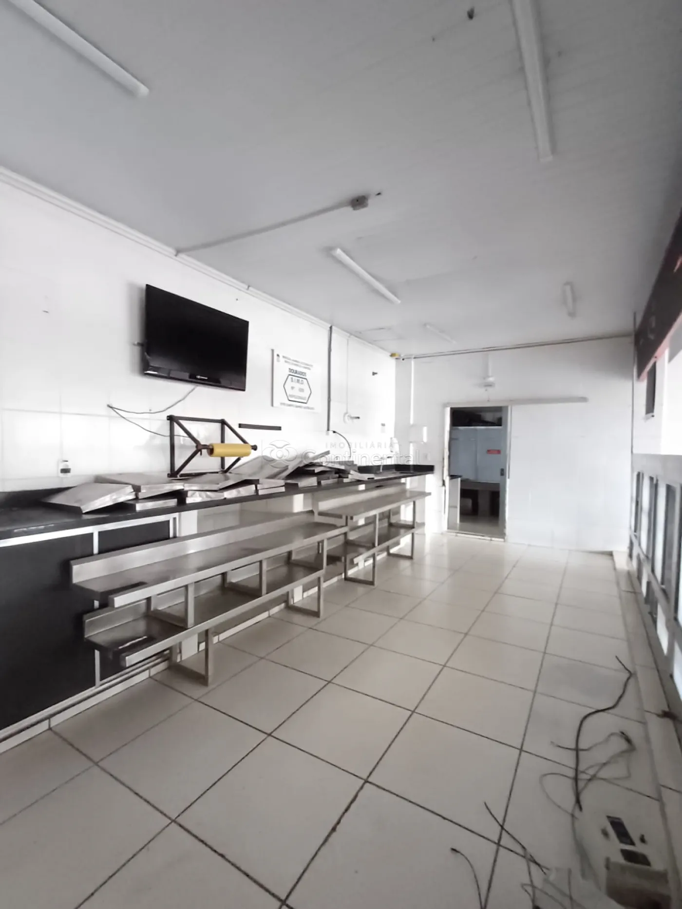 Alugar Comercial / Sal&atilde;o em Dourados R$ 4.500,00 - Foto 4