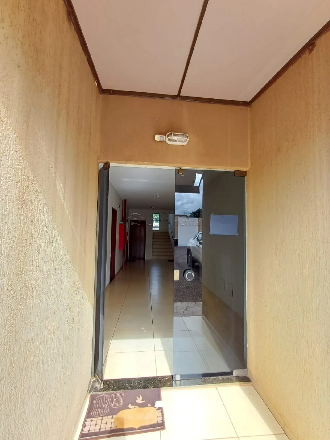 Alugar Apartamento / Padr&atilde;o em Dourados R$ 1.100,00 - Foto 3