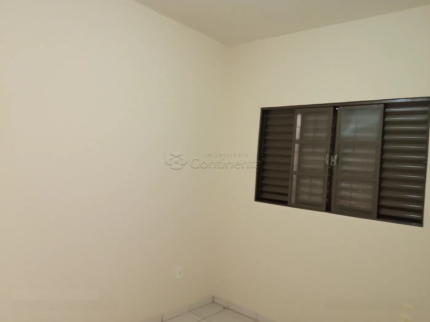 Alugar Apartamento / Kitinete em Dourados R$ 1.100,00 - Foto 4