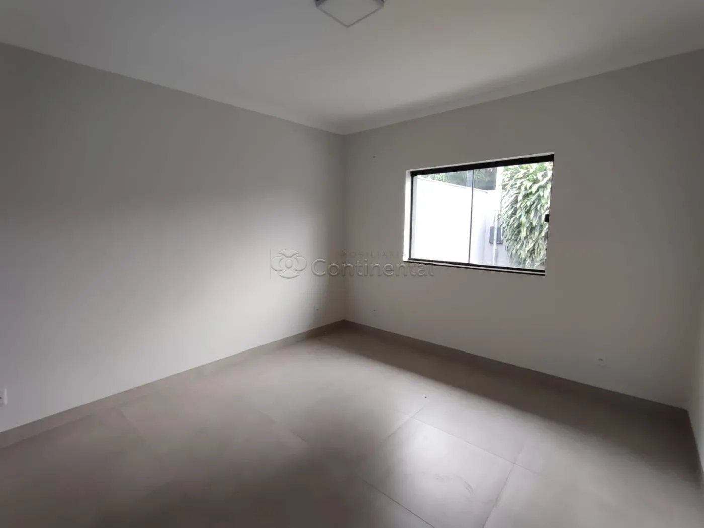 Alugar Casa / Padr&atilde;o em Dourados R$ 4.000,00 - Foto 6