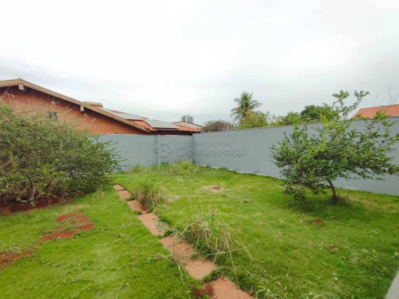 Alugar Casa / Padr&atilde;o em Dourados R$ 4.000,00 - Foto 14