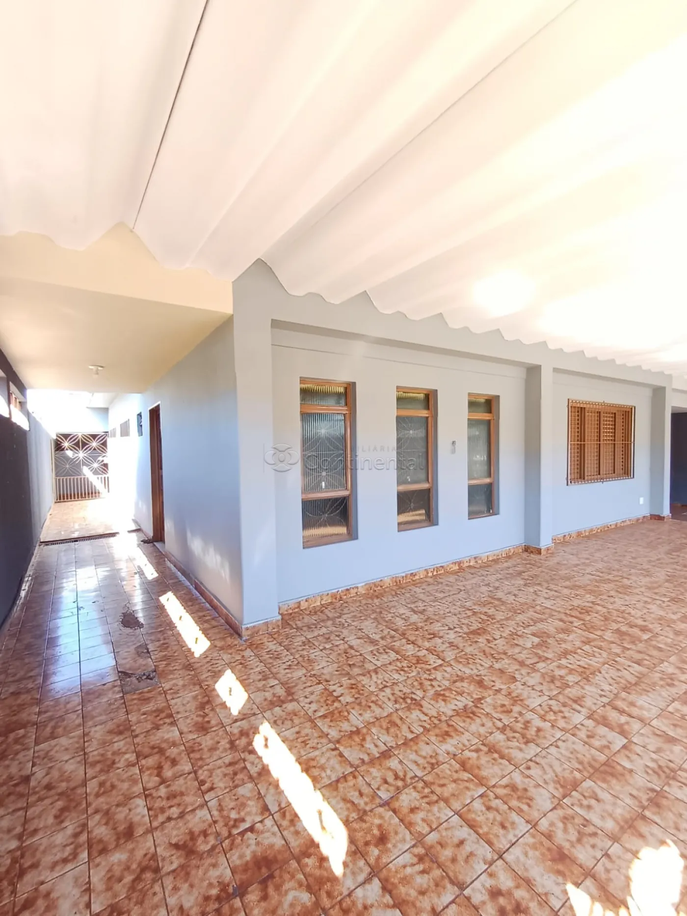 Alugar Casa / Padr&atilde;o em Dourados R$ 3.500,00 - Foto 2