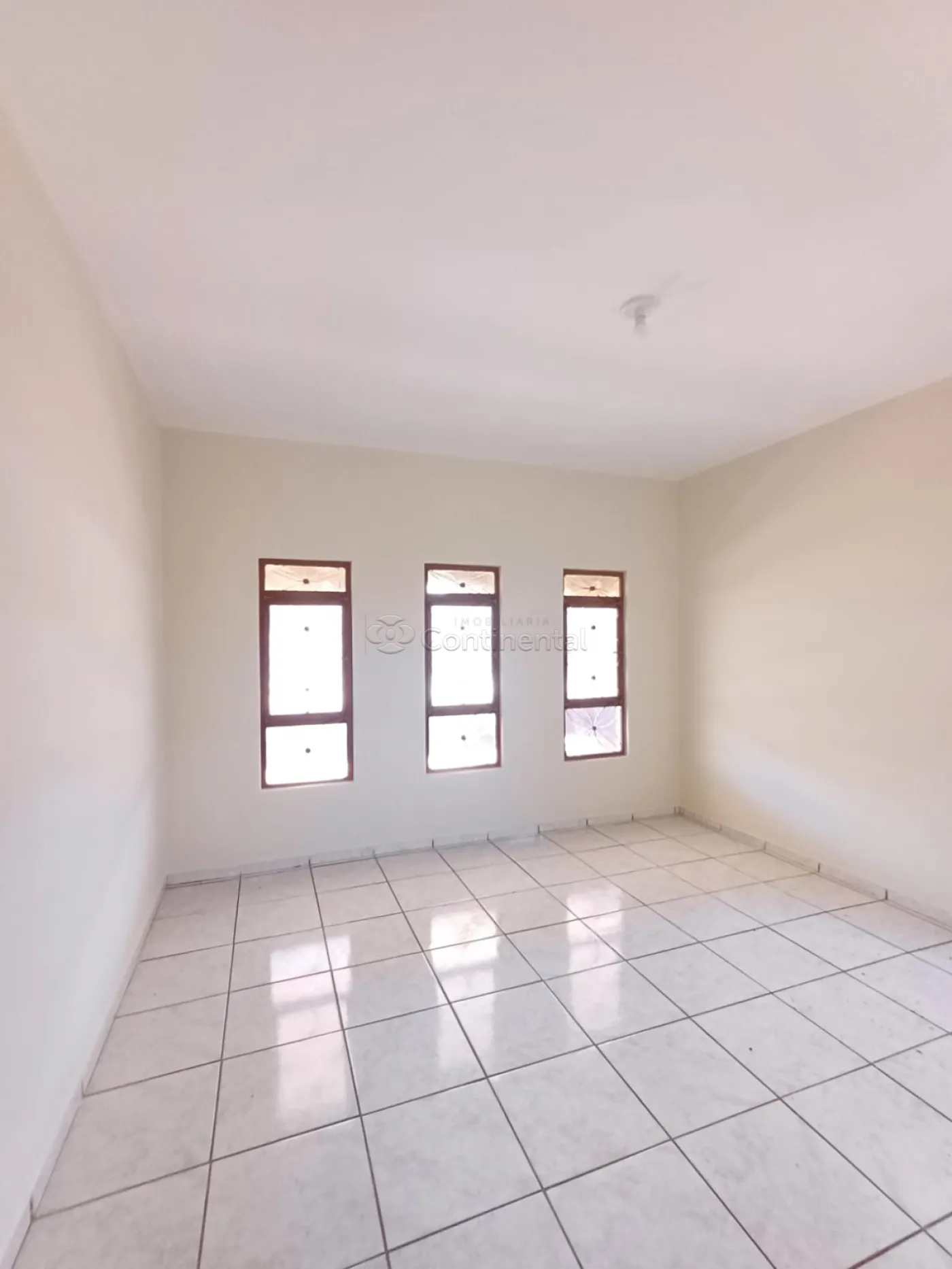 Alugar Casa / Padr&atilde;o em Dourados R$ 3.500,00 - Foto 13