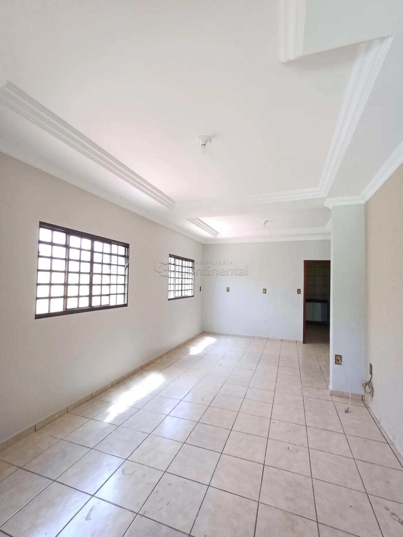 Alugar Casa / Padr&atilde;o em Dourados R$ 4.000,00 - Foto 3