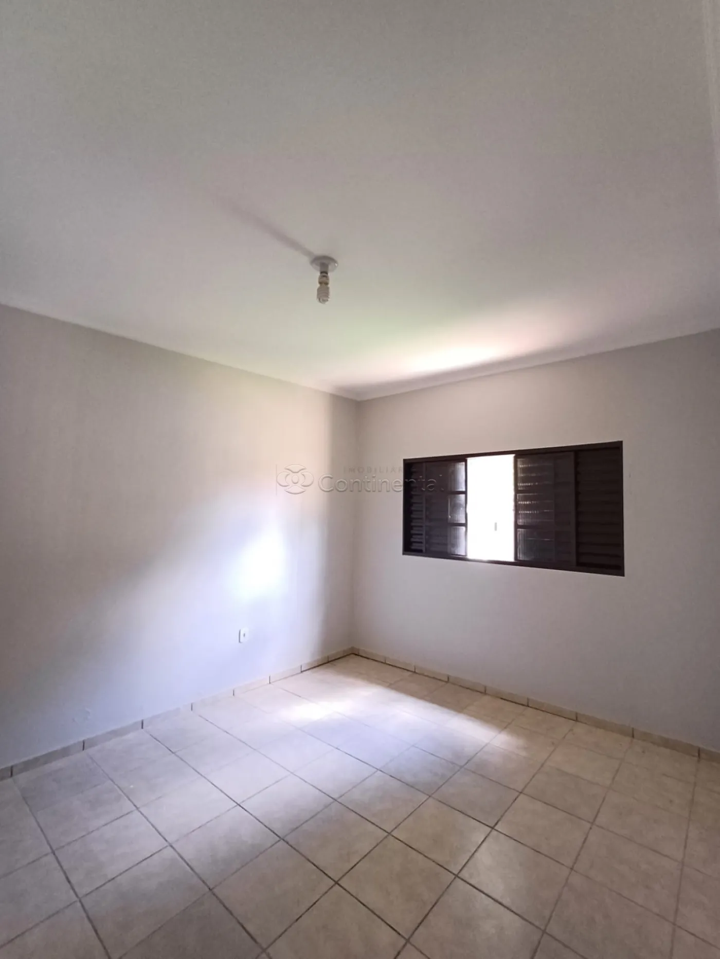 Alugar Casa / Padr&atilde;o em Dourados R$ 4.000,00 - Foto 9