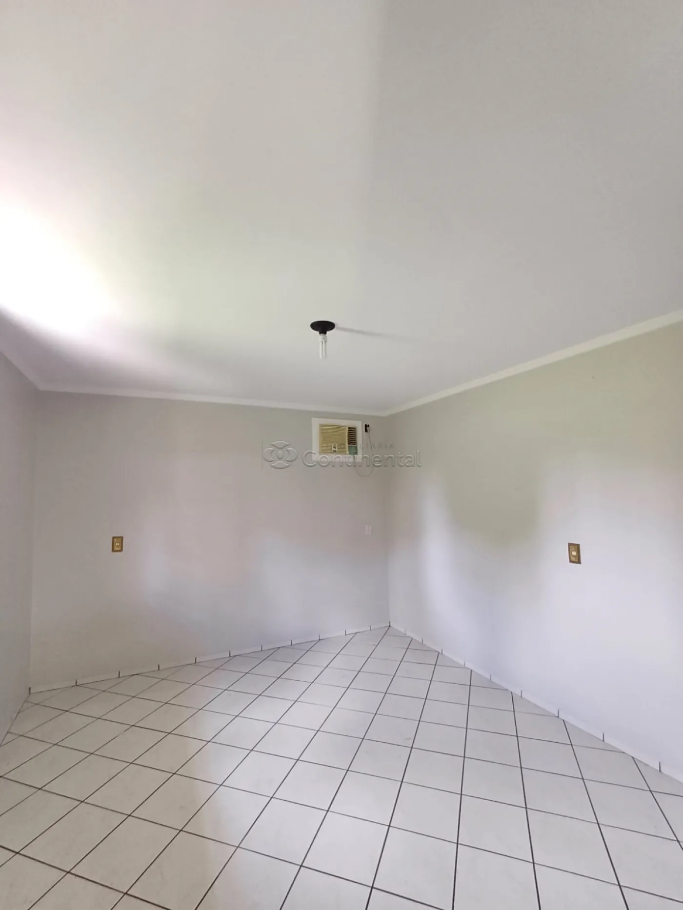 Alugar Casa / Padr&atilde;o em Dourados R$ 4.000,00 - Foto 12