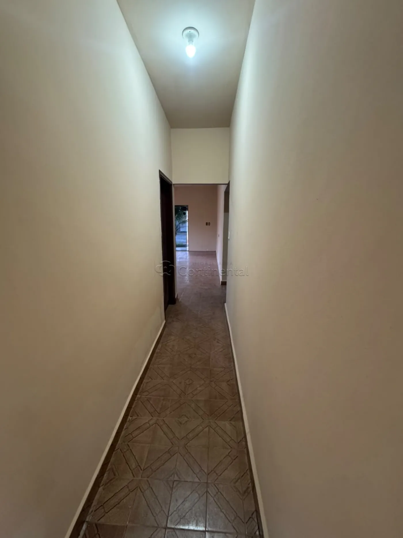 Alugar Casa / Padr&atilde;o em Dourados R$ 2.800,00 - Foto 9