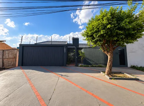 Dourados Jardim Londrina Casa Locacao R$ 5.500,00 3 Dormitorios 3 Vagas Area construida 206.67m2