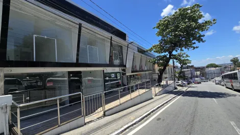 Galeria Comercial com 16 Salas - Ladeira dos Martrios