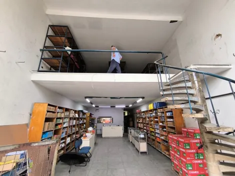 Galpo Comercial  venda com 411m na Praa Senhor do Bonfim no Poo