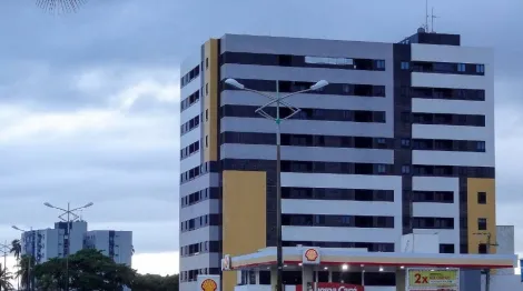 Apartamento com 3 Quartos com Varanda � venda no Edf VC Beira-Mar no Centro