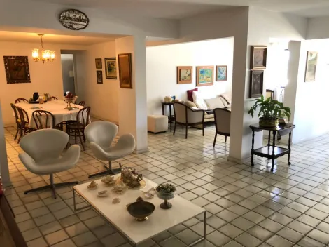 Apartamento com 4 Quartos e Varanda com Vista Mar � venda na Ponta Verde