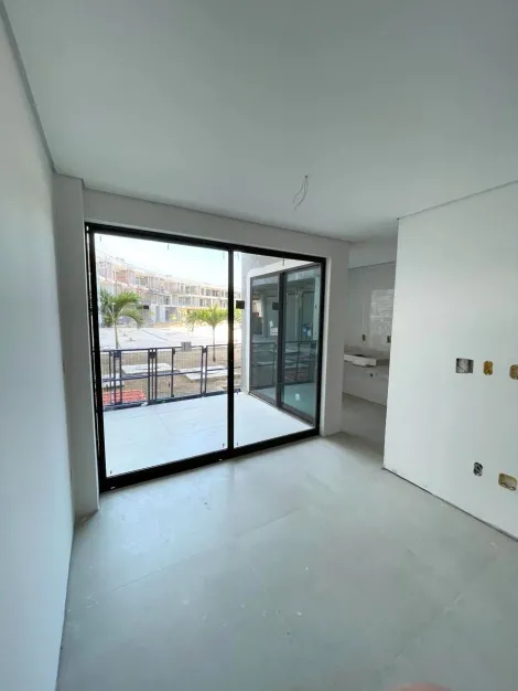 Apartamento Beira Mar de Frente com 2 Quartos e Varanda Gourmet � venda no Milagres Beach Residence