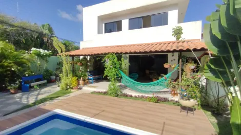 Casa com 4 Quartos e Piscina � venda em Guaxuma