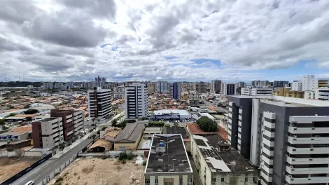 Apartamento com 3 Quartos e Varanda em Andar Alto � venda no Edf. Ravenna
