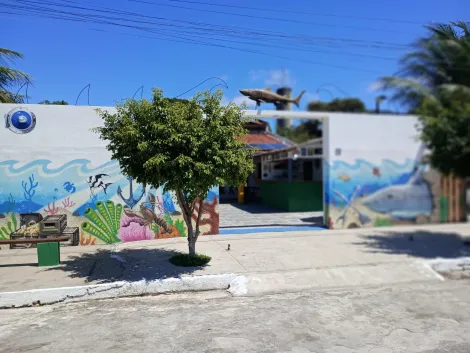 Casa com 180m� Nascente � 50m da Praia de Ipioca