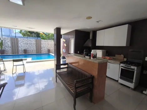 Casa com 4 Quartos e Piscina com �rea Gourmet � venda no Jardim do Horto I