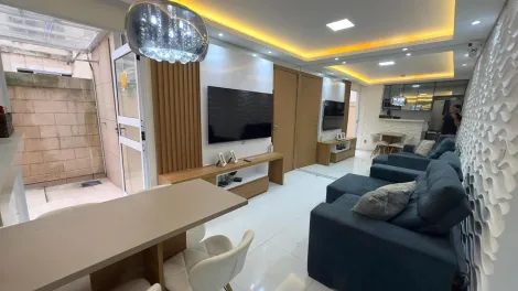 Apartamento Mobiliado com 2 Quartos � venda no Cond. Ba�a Dourada