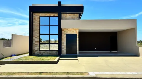 Casa com 3 su�tes e Piscina � venda no Lagos do Franc�s