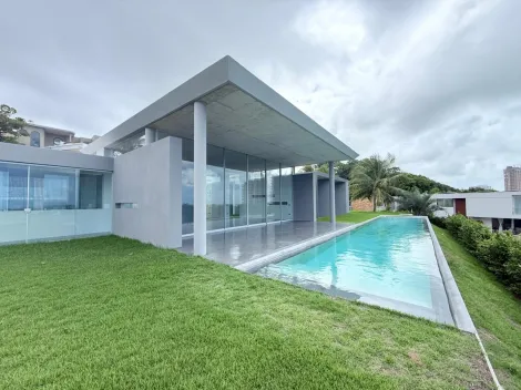 Casa com vista mar e com 4 Su�tes e Piscina � venda no Cond. Horizonte F�nix