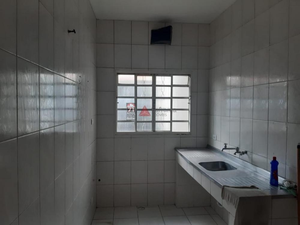 Alugar Comercial / Ponto em S&atilde;o Jos&eacute; dos Campos R$ 3.500,00 - Foto 3