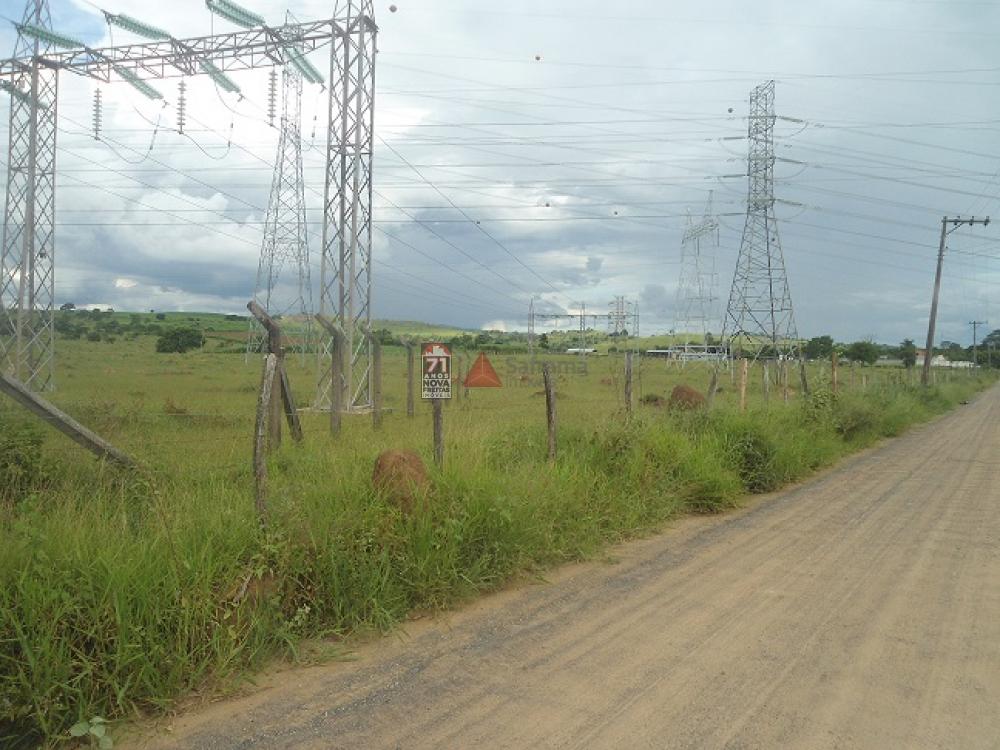 Comprar Terreno / &Aacute;rea em Pindamonhangaba R$ 40.800.000,00 - Foto 4