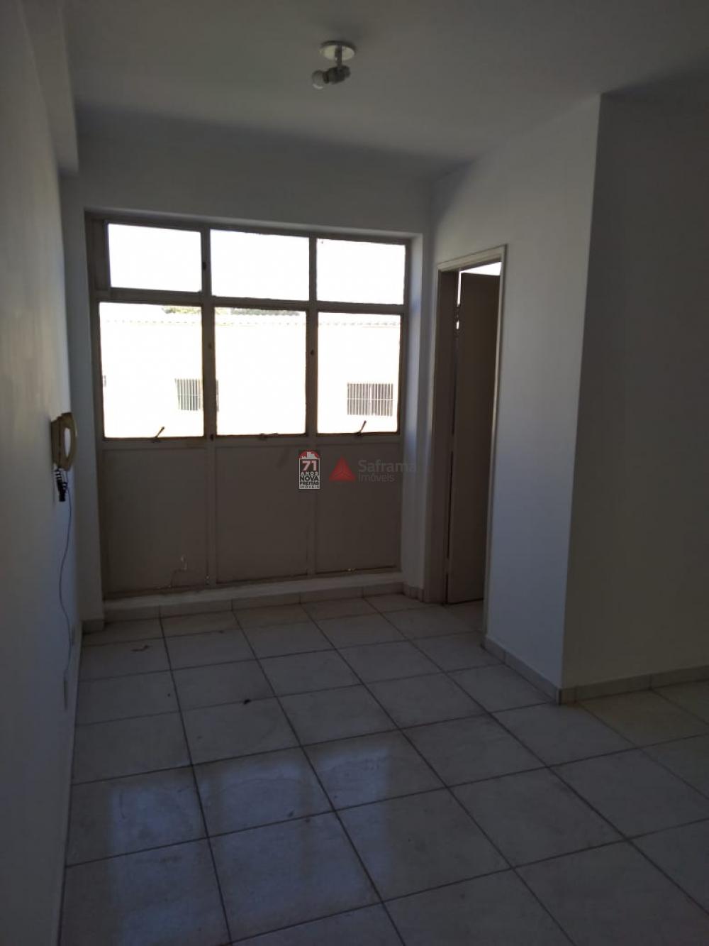 Alugar Comercial / Sala em S&atilde;o Jos&eacute; dos Campos R$ 650,00 - Foto 1