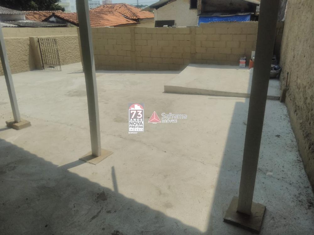 Alugar Casa / Padr&atilde;o em S&atilde;o Jos&eacute; dos Campos R$ 1.700,00 - Foto 2