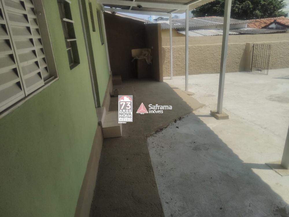 Alugar Casa / Padr&atilde;o em S&atilde;o Jos&eacute; dos Campos R$ 1.700,00 - Foto 5
