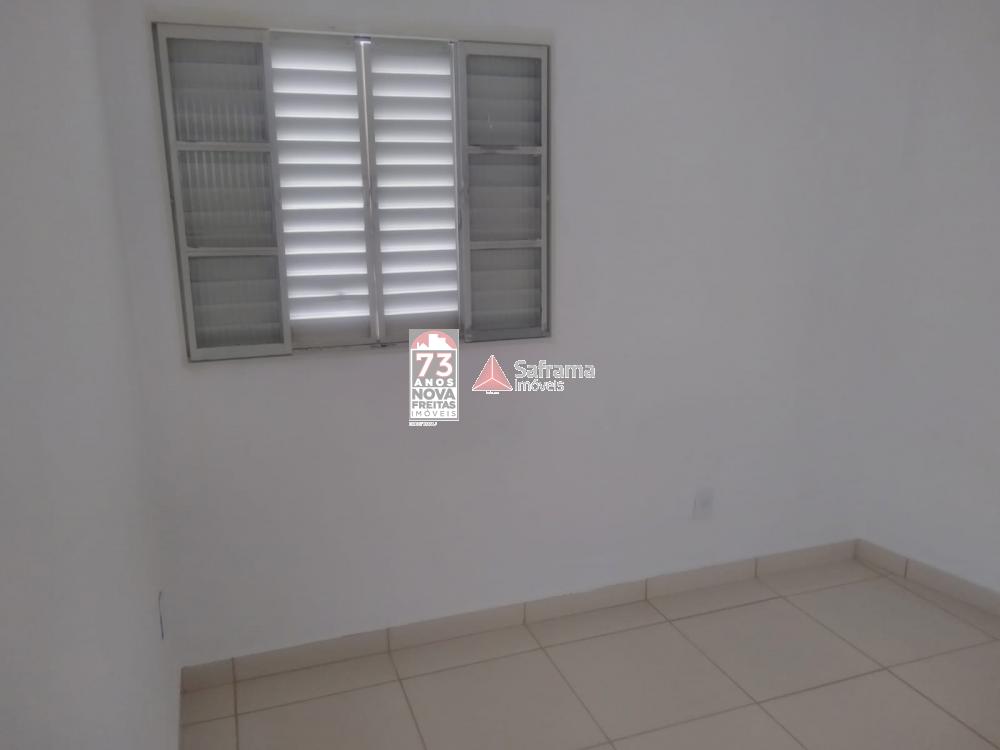 Alugar Casa / Padr&atilde;o em S&atilde;o Jos&eacute; dos Campos R$ 1.700,00 - Foto 7