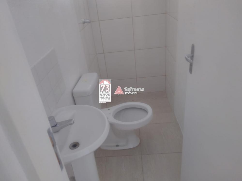 Alugar Casa / Padr&atilde;o em S&atilde;o Jos&eacute; dos Campos R$ 1.700,00 - Foto 9