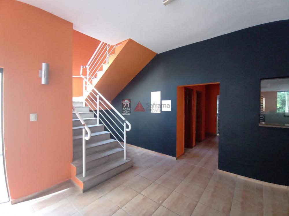 Alugar Comercial / Loja em Pindamonhangaba R$ 4.000,00 - Foto 9
