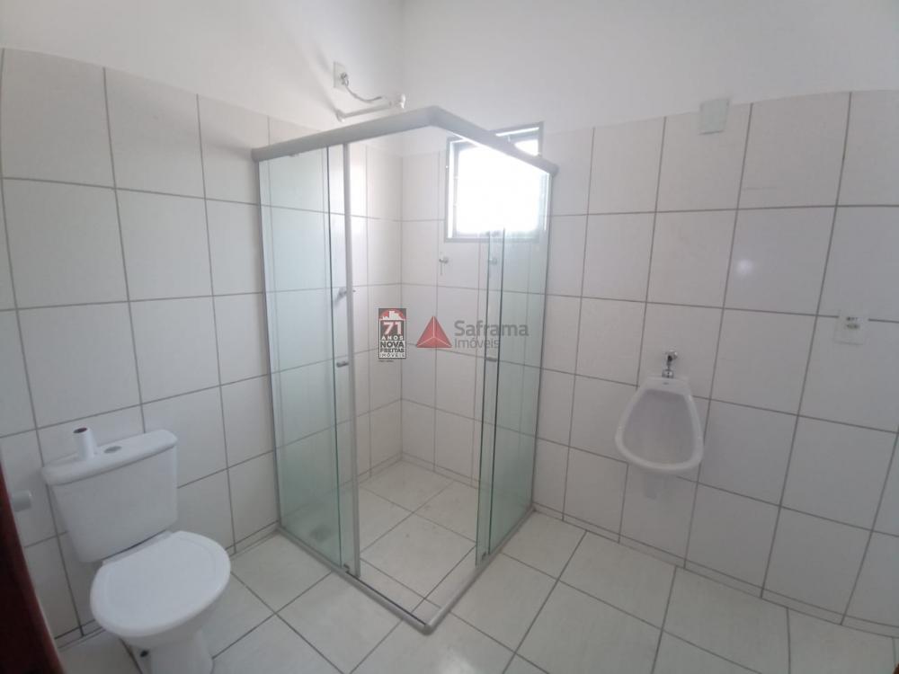 Alugar Comercial / Loja em Pindamonhangaba R$ 4.000,00 - Foto 16