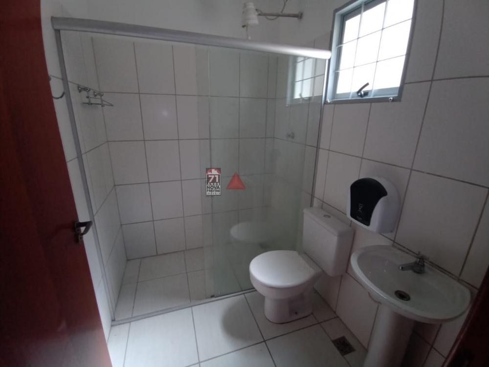 Alugar Comercial / Loja em Pindamonhangaba R$ 4.000,00 - Foto 15