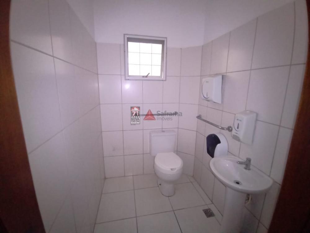 Alugar Comercial / Loja em Pindamonhangaba R$ 4.000,00 - Foto 18