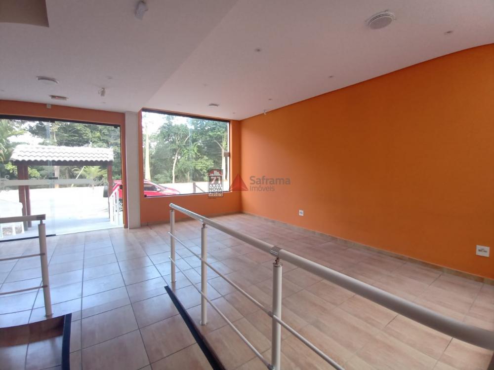 Alugar Comercial / Loja em Pindamonhangaba R$ 4.000,00 - Foto 3