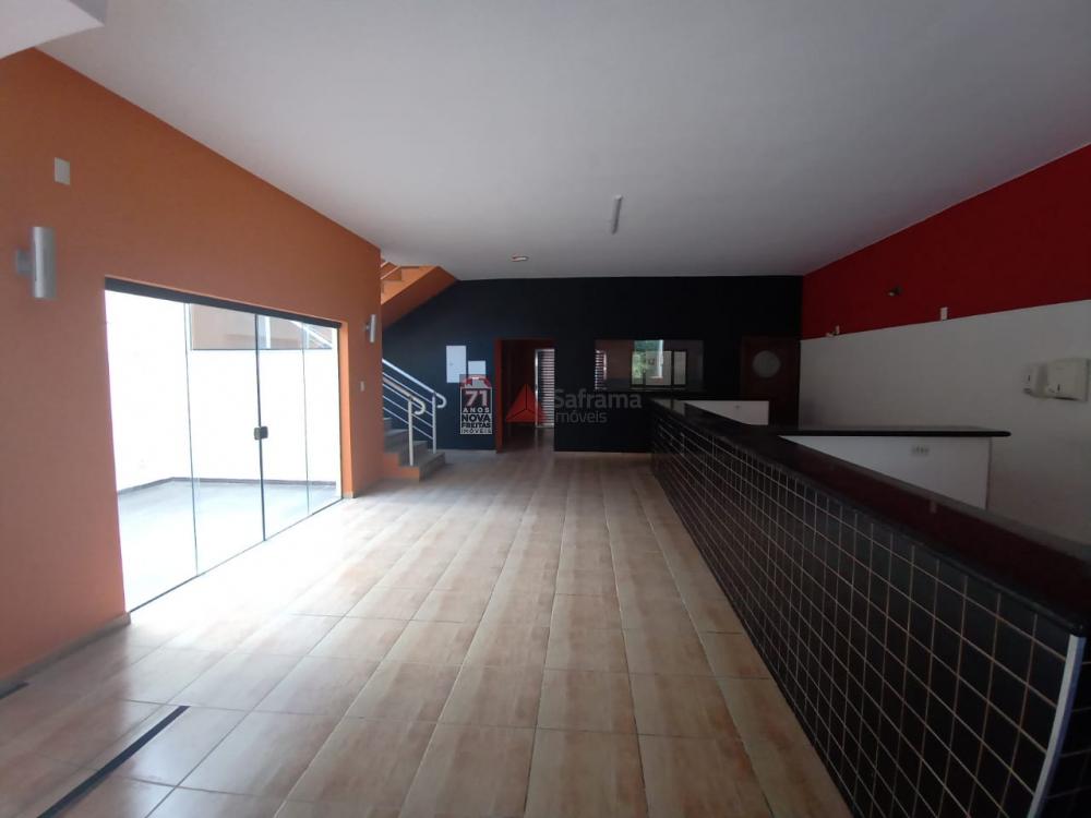 Alugar Comercial / Loja em Pindamonhangaba R$ 4.000,00 - Foto 7