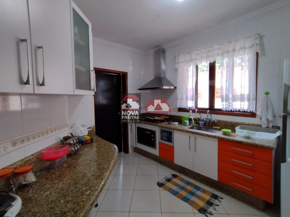 Alugar Casa / Sobrado Condom&iacute;nio em Pindamonhangaba R$ 5.600,00 - Foto 6