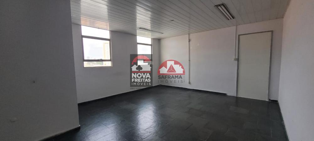 Alugar Comercial / Sala em S&atilde;o Jos&eacute; dos Campos R$ 700,00 - Foto 2
